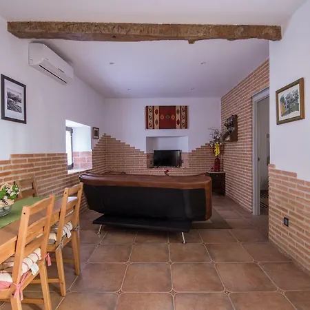 La Casa De Abuelas